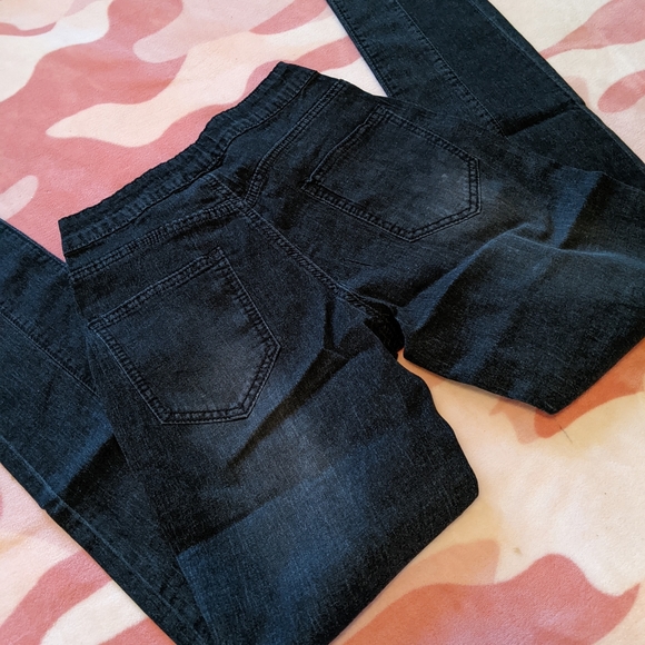 Boutique Jean's - Picture 5 of 6